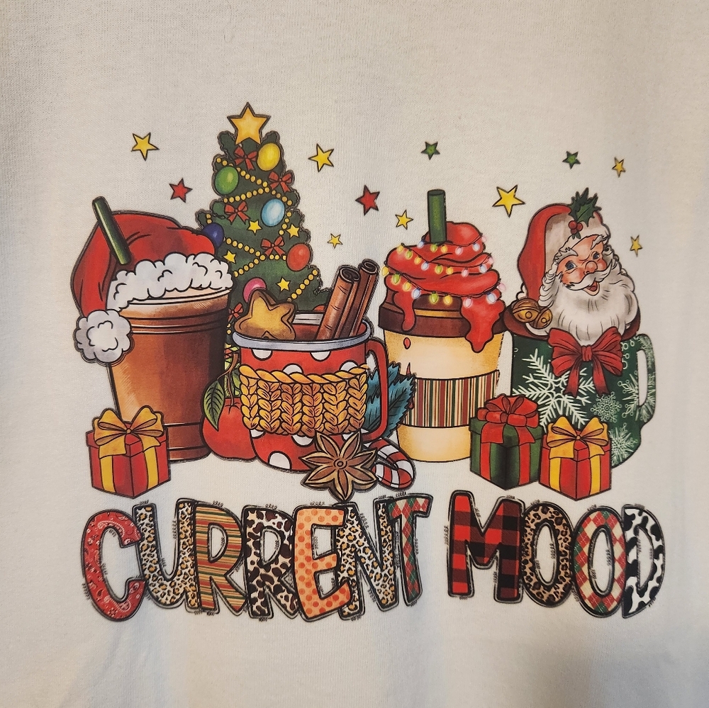 HOLIDAY GRAPHIC TSHIRT SZ M, NWT - Picture 2 of 3